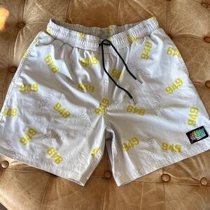 Slunks 949 Volleyball  Athletic Shorts Size L